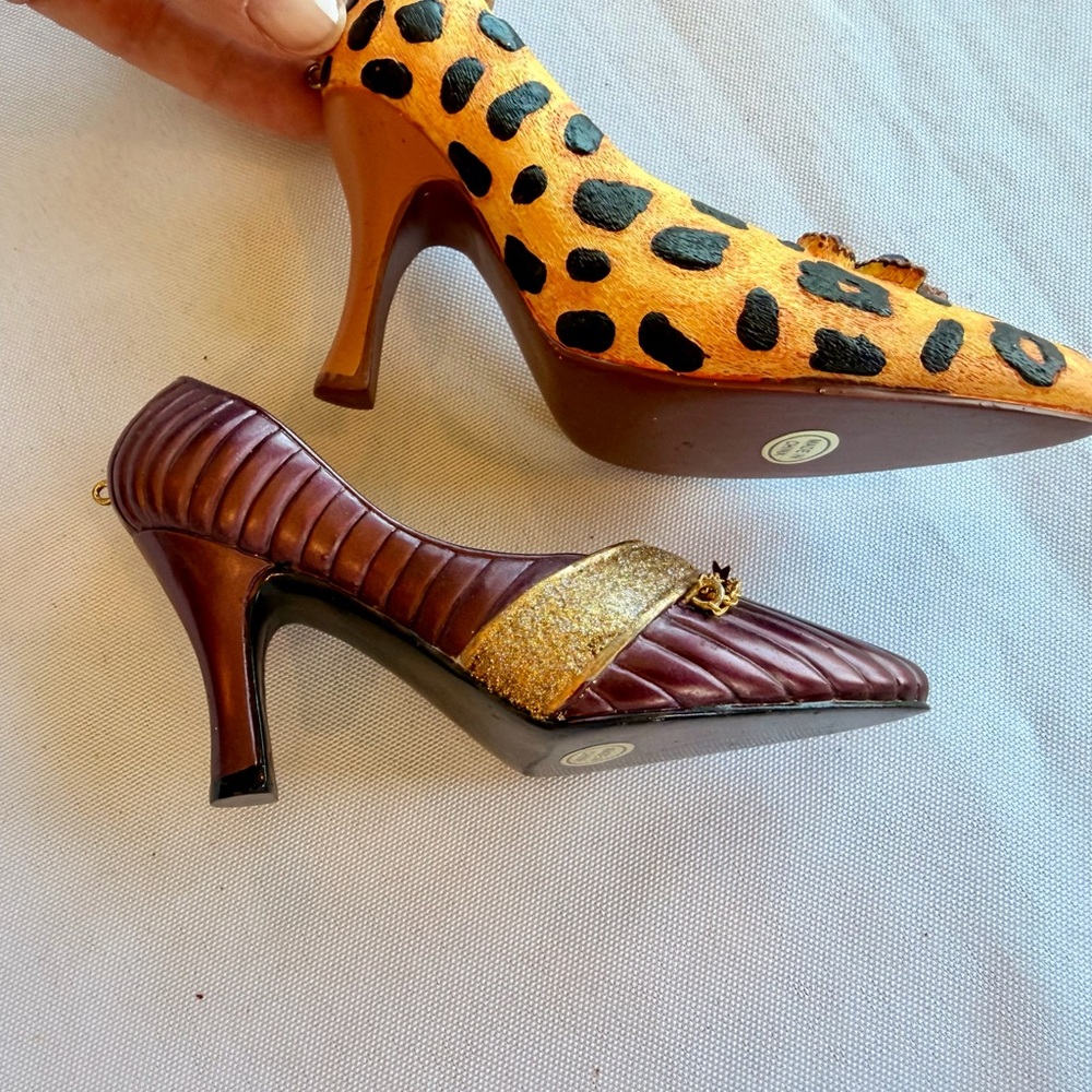 Seven Christmas Ornaments High Heels Miniature Figurines Shoe Collection - Picture 5 of 9